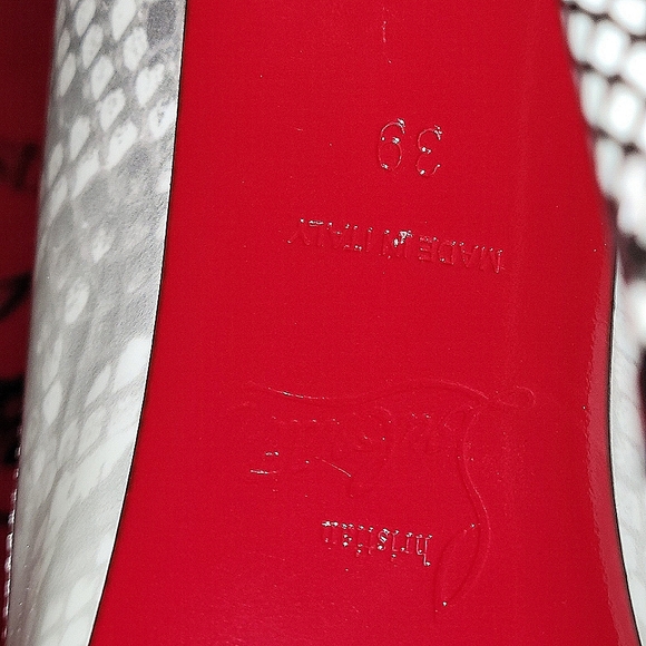 SPECIAL PRICE! 4 ONLY 2 DAYS! Authentic Christian Louboutin's Size 39/8 US - Picture 6 of 15